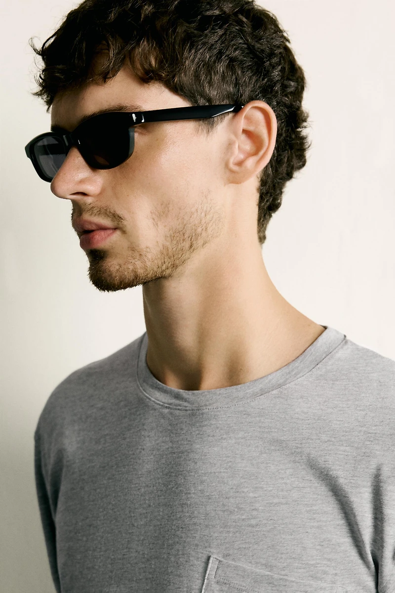 REGULAR FIT LONG SLEEVE T-SHIRT