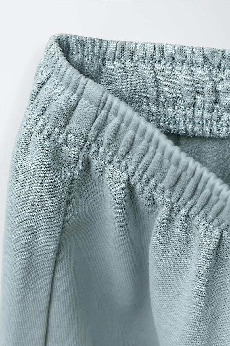 ENSEMBLE SWEAT À CAPUCHE ET PANTALON JOGGER CŒUR