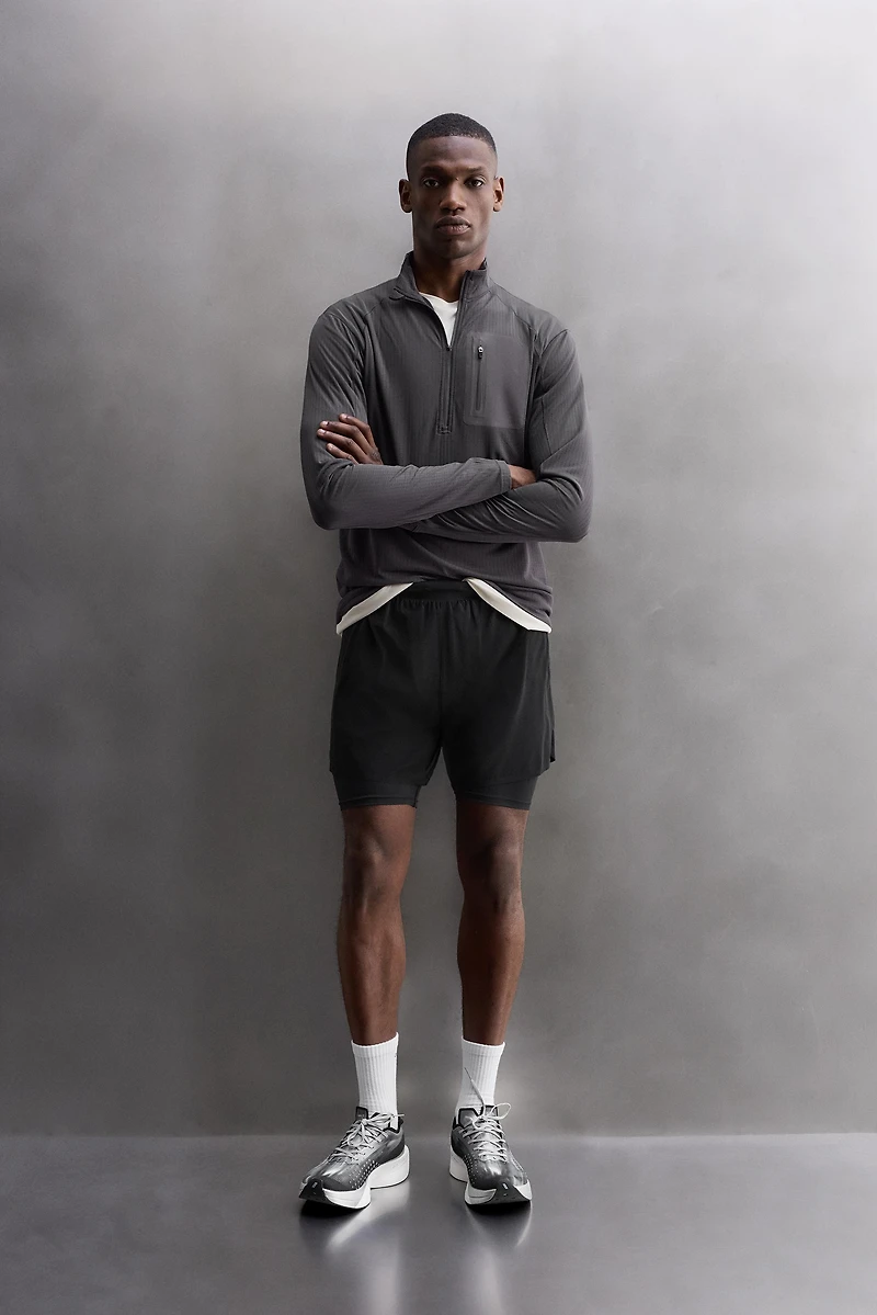 TECHNICAL QUARTER-ZIP T-SHIRT