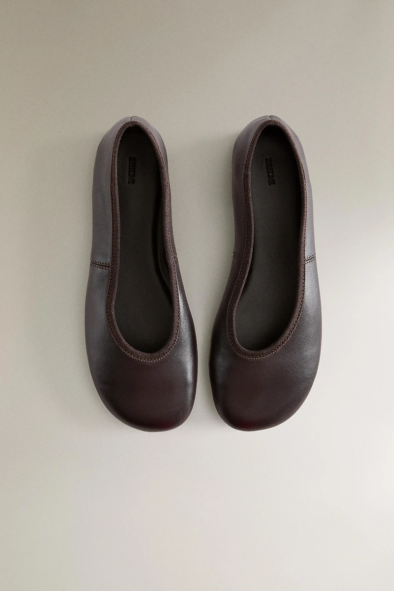 BALLERINES FLEXIBLES EN CUIR