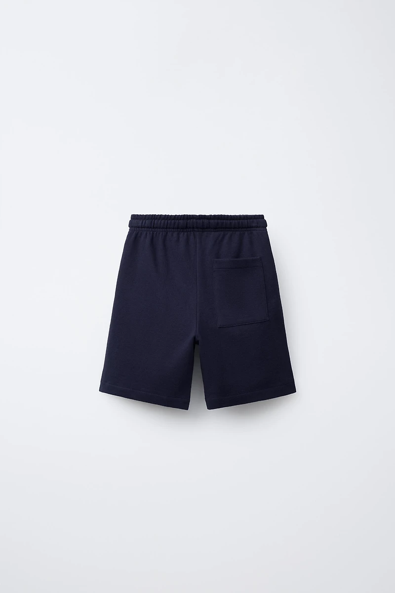 CONTRAST PIPING JOGGING SHORTS