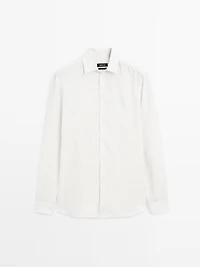 Chemise slim à rayures en lin