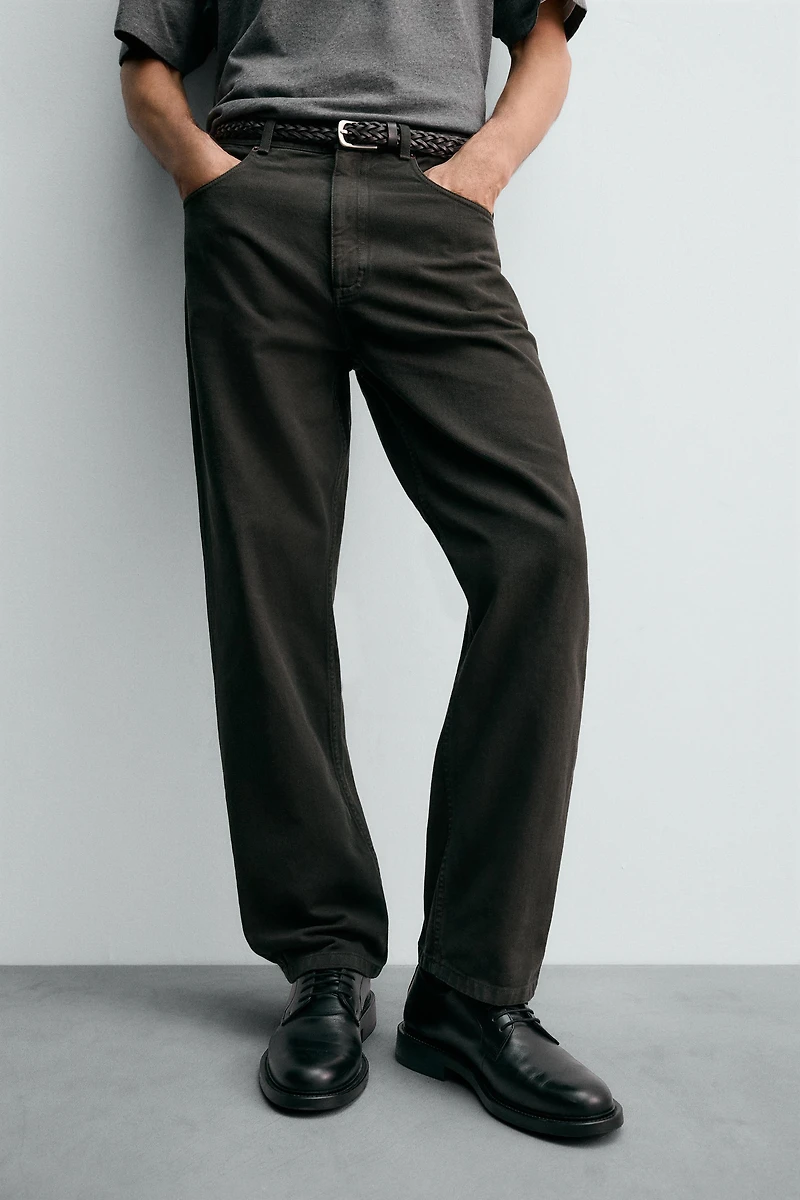 TEXTURED STRAIGHT FIT PANTS