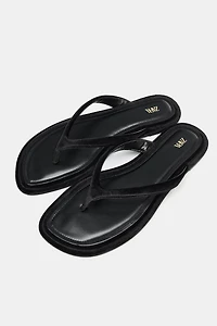 VELVET EFFECT FLAT SANDALS