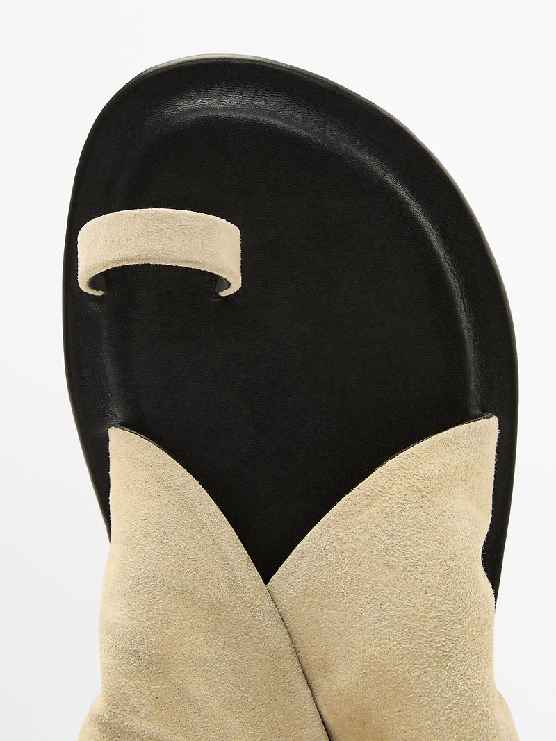 Sandales tubulaires en daim