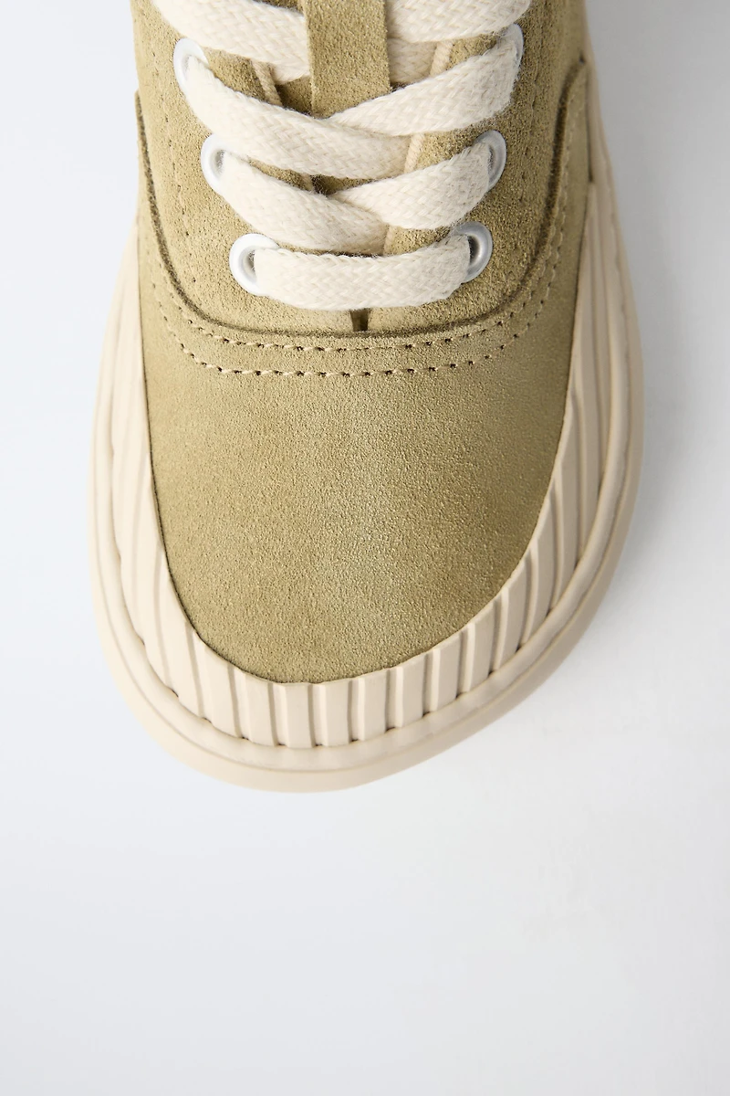 TENNIS OU BASKET EN CUIR