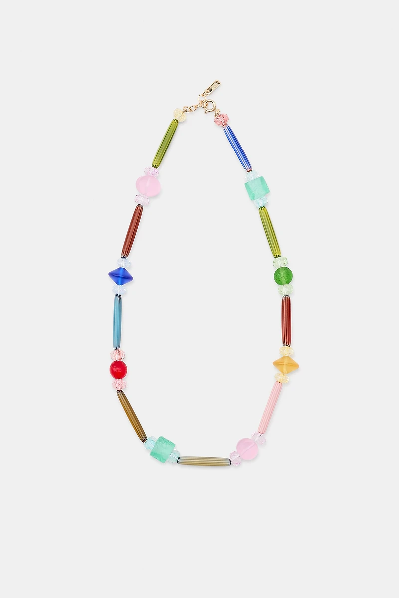 COMBINED RESIN PIECES NECKLACE