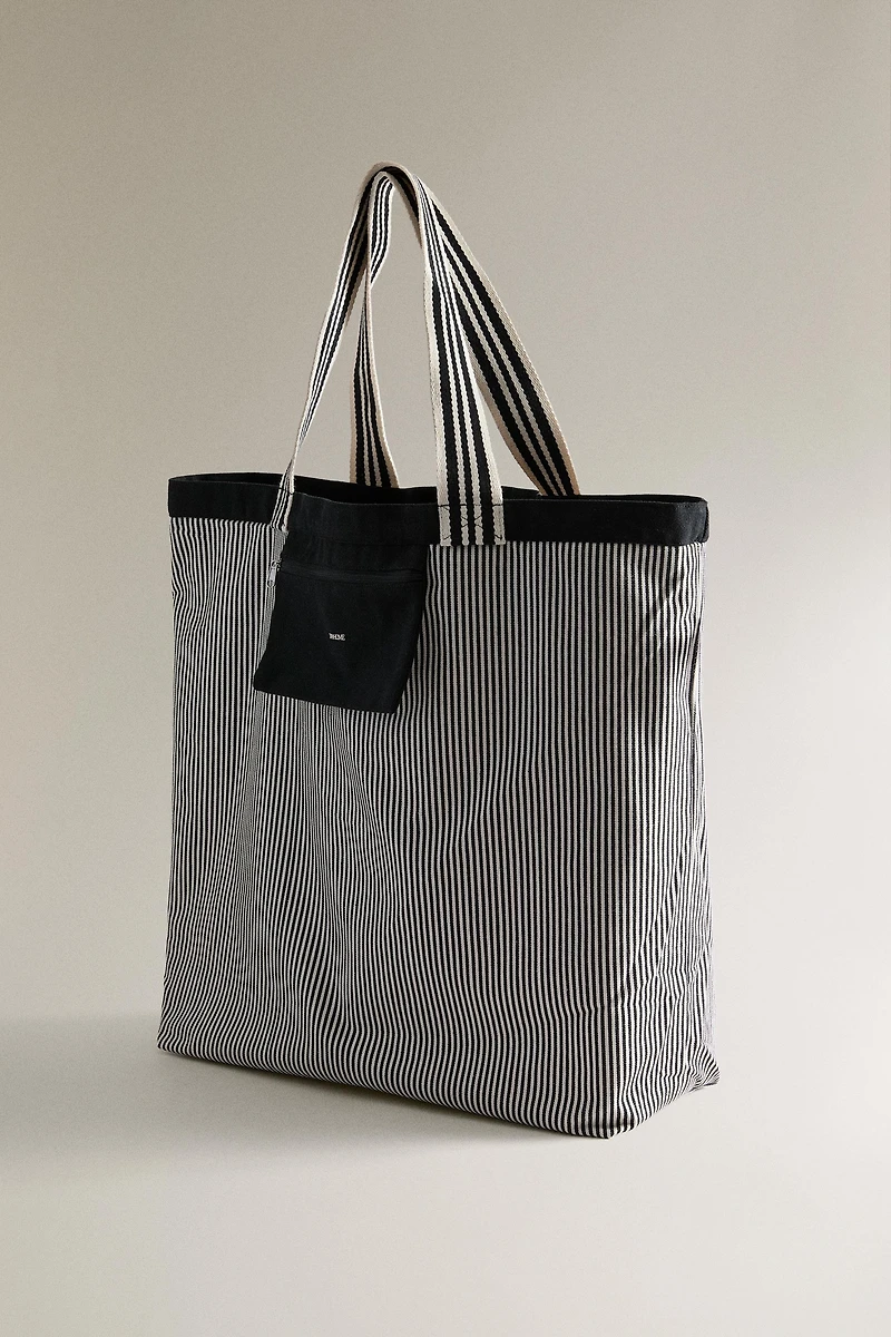REVERSIBLE FABRIC STRIPED SHOPPER BAG