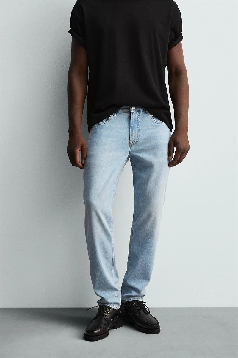 SLIM FIT JEANS