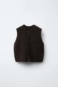 KNIT VEST