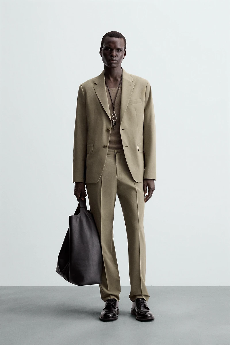 TEXTURED SUIT BLAZER