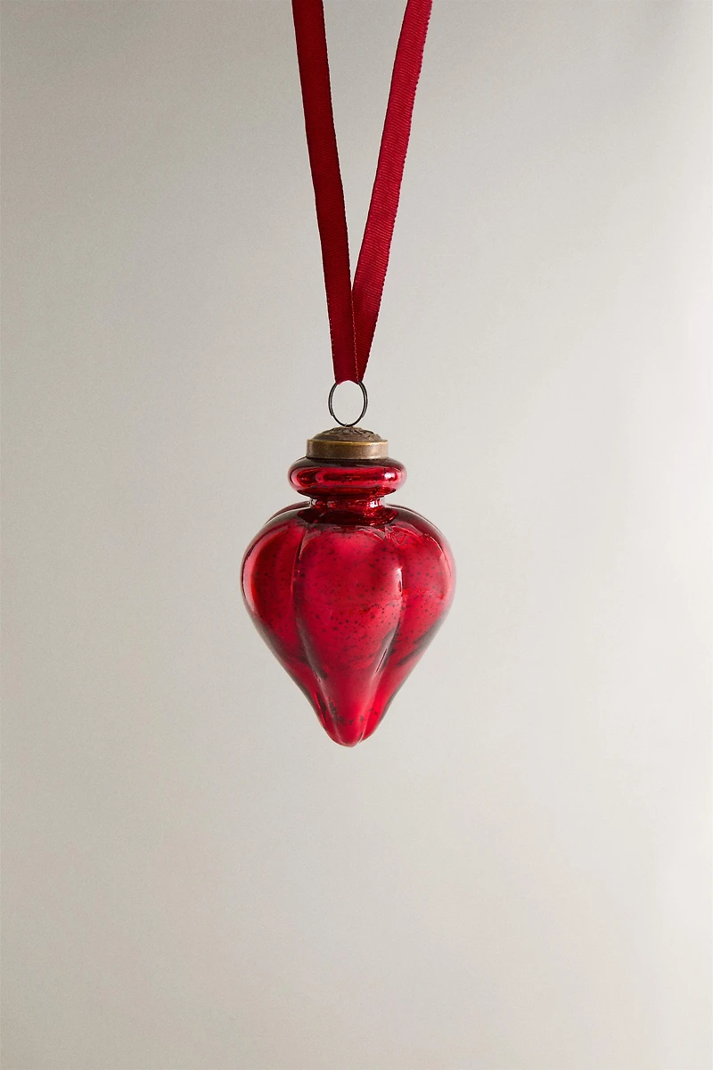 RED DROP CHRISTMAS TREE ORNAMENT