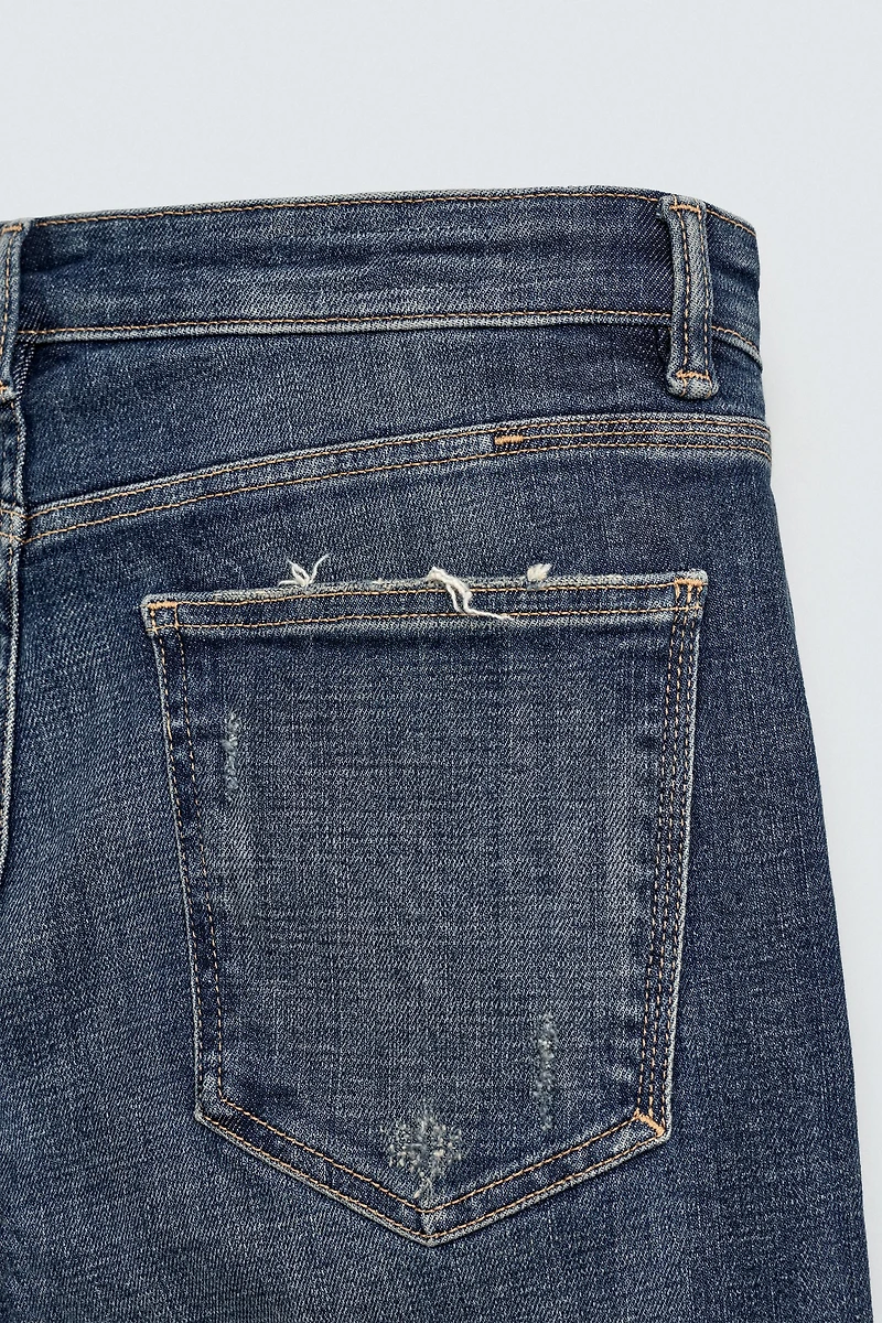RIPPED SKINNY FIT JEANS