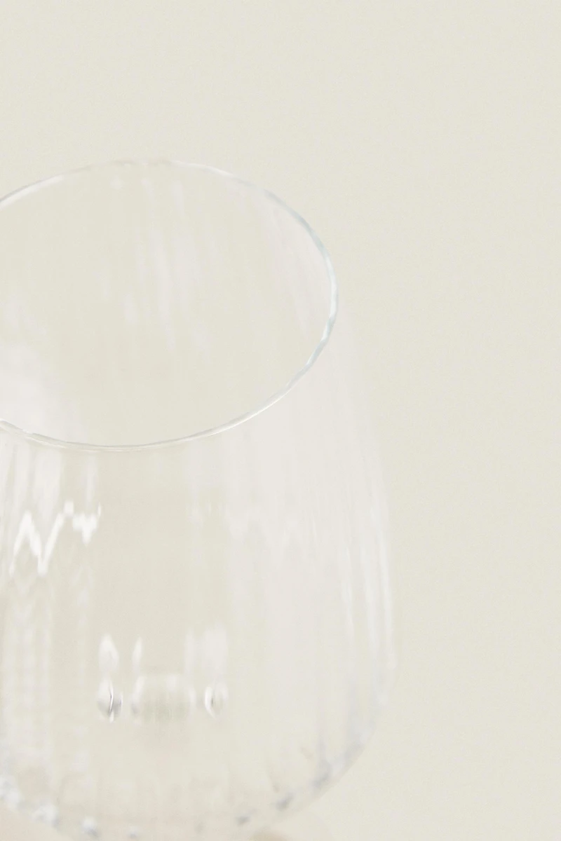 GLASS WITH LINES