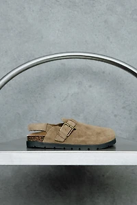 STORIESZ - SPLIT LEATHER CLOGS