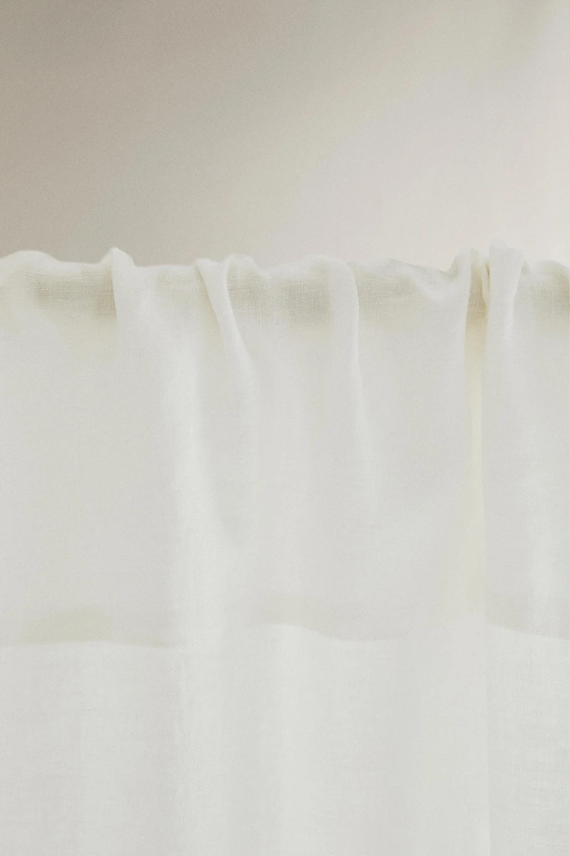 LINEN CURTAIN WITH SCALLOPED HEM