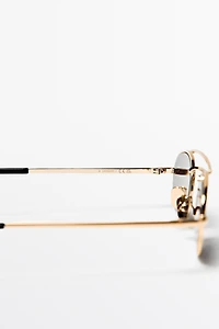 Double bridge oval sunglasses