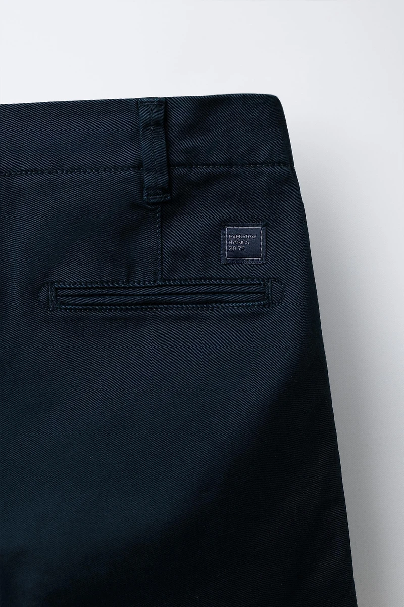BASIC CHINO PANTS