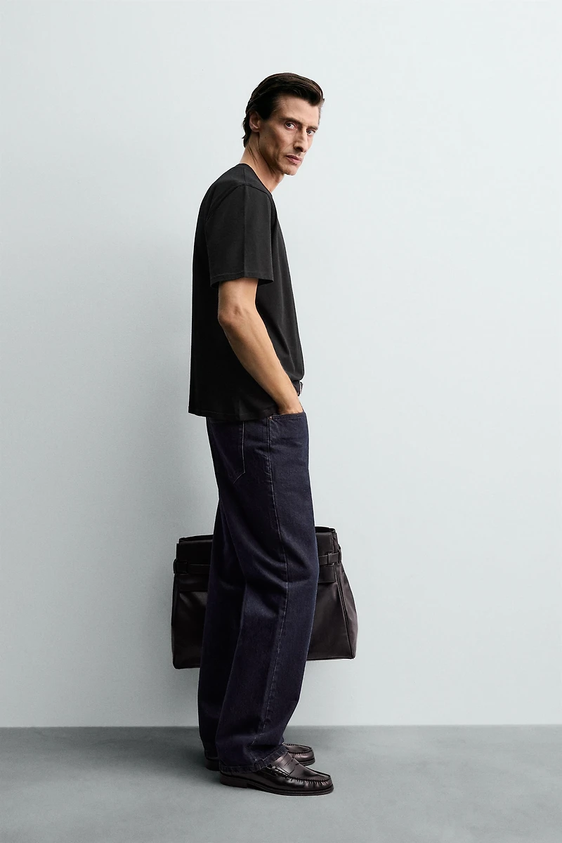 REGULAR FIT MEDIUM WEIGHT T-SHIRT