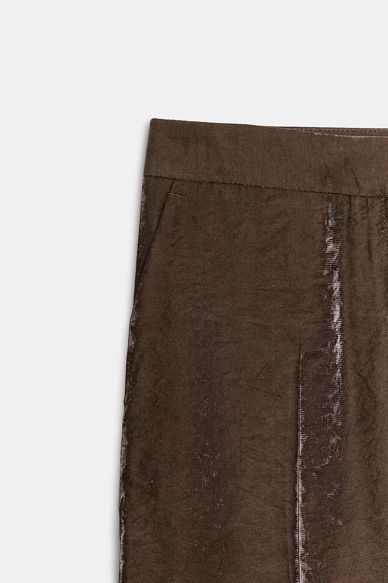 SHINY EFFECT STRAIGHT PANTS