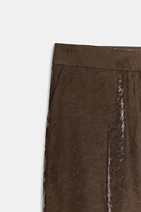 SHINY EFFECT STRAIGHT PANTS