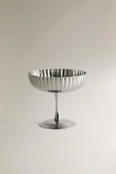 VERRE EN MÉTAL ONDULÉ