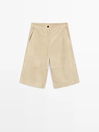 Bermuda long en cuir finition daim