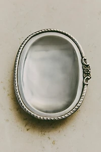 OVAL METAL BATHROOM SOAP DISH