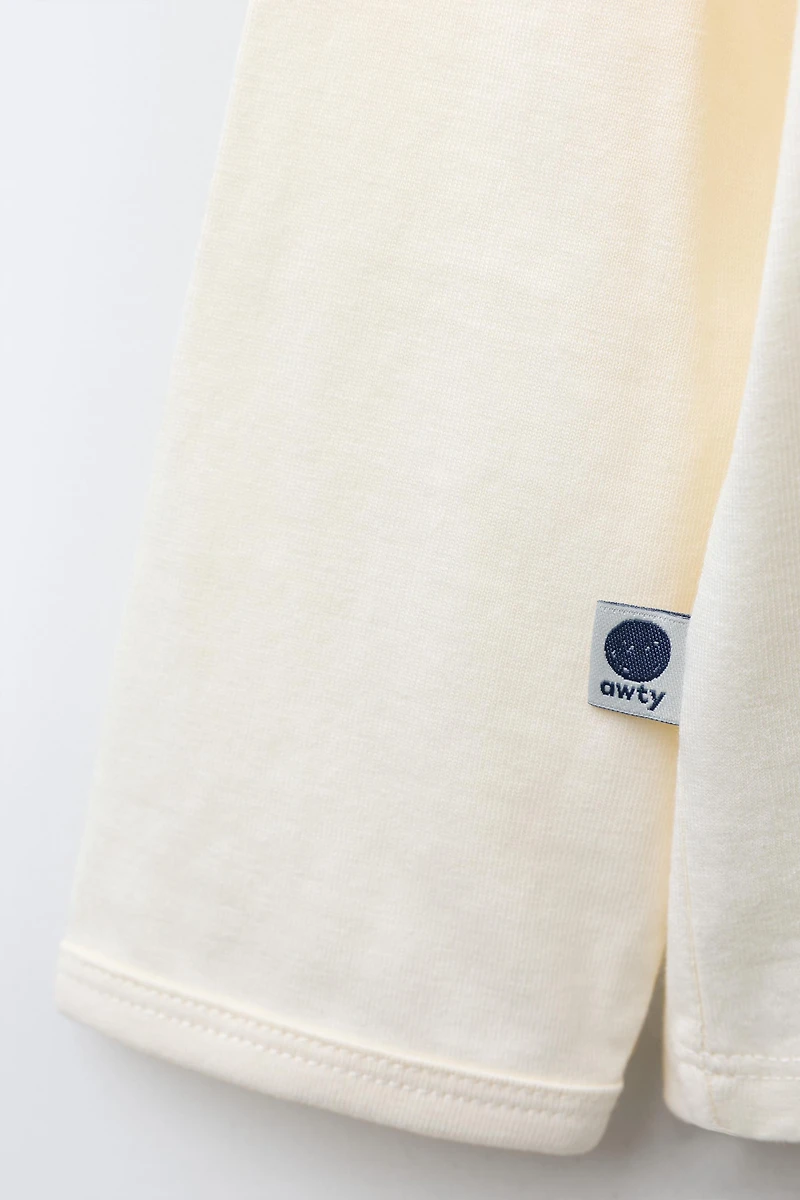 TEXT AND FLORAL PRINT T-SHIRT