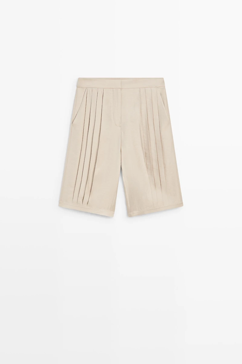 Flowing pleated Bermuda shorts - STUDIO
