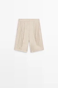 Flowing pleated Bermuda shorts - STUDIO