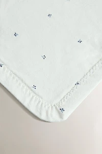 BABY FLEECE BLANKET WITH FLOWERS
