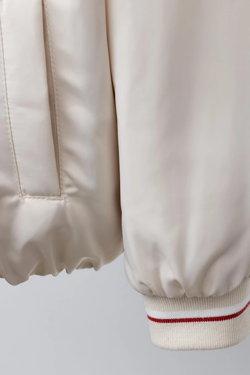 BLOUSON BOMBER HELLO KITTY © SANRIO