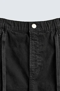 BELTED BAGGY FIT SHORTS