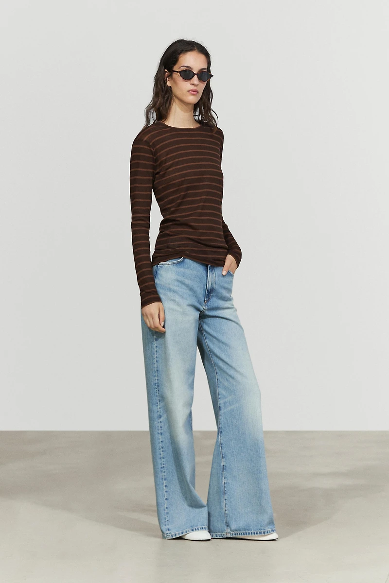 Long sleeve striped T-shirt
