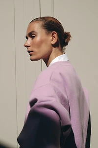 PLAIN KNIT SWEATSHIRT