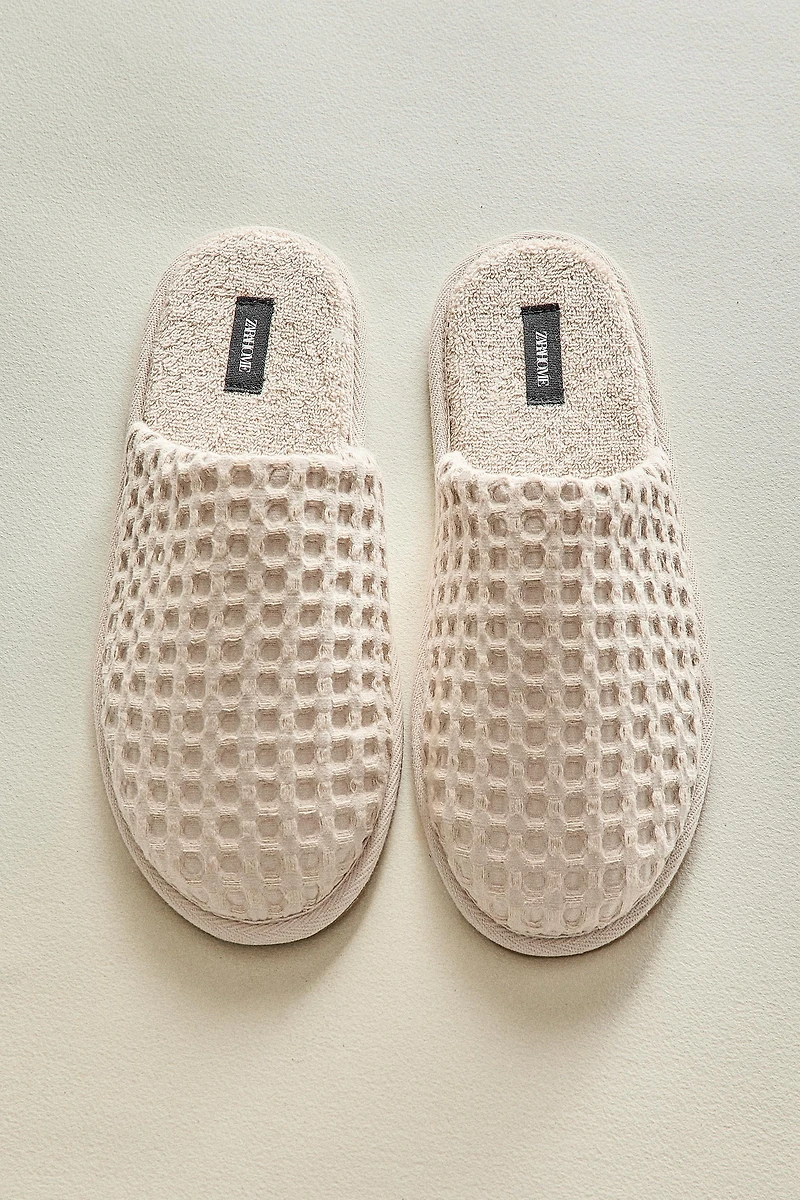 WAFFLE-KNIT SLIPPERS