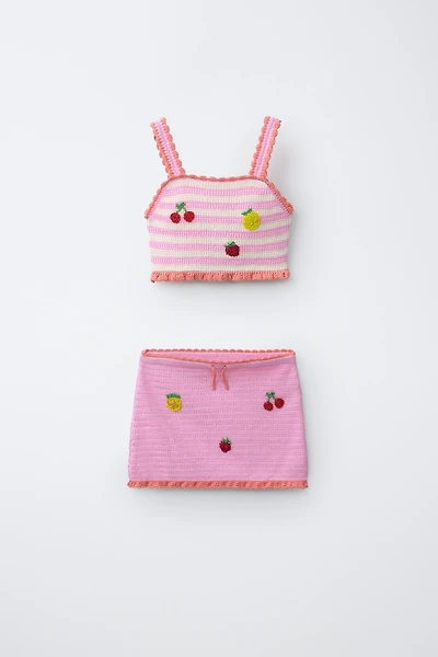 ENSEMBLE TOP ET PAREO EN MAILLE CROCHET FRUITS RAYURES