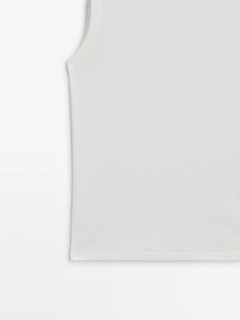 Sleeveless linen blend T-shirt