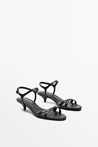 Leather low-heel sandals