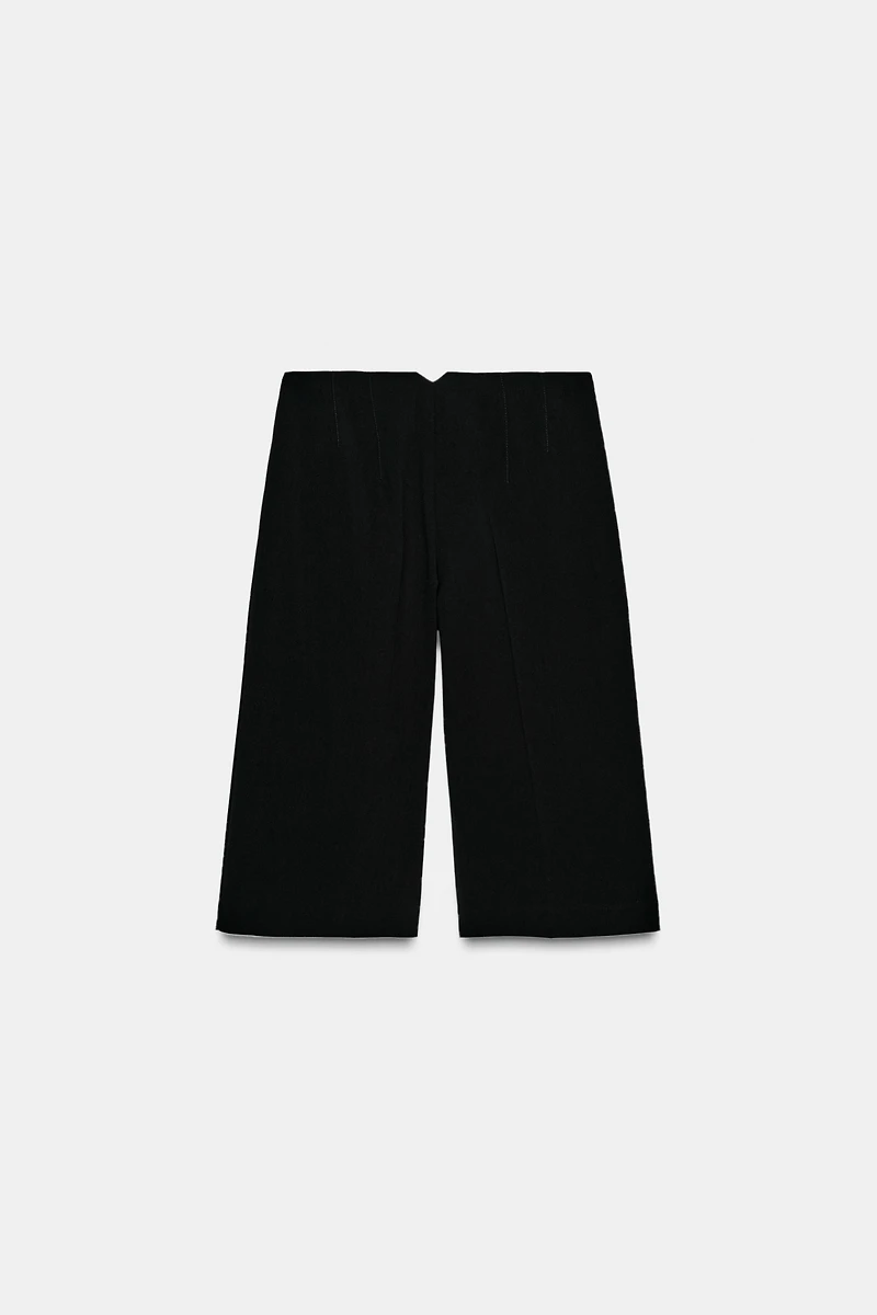 HIGH-WAISTED LONG SHORTS