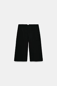 HIGH-WAISTED LONG SHORTS