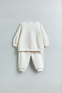 ENSEMBLE SWEAT ET PANTALON JOGGER