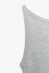 TOP HALTER CÔTELÉ
