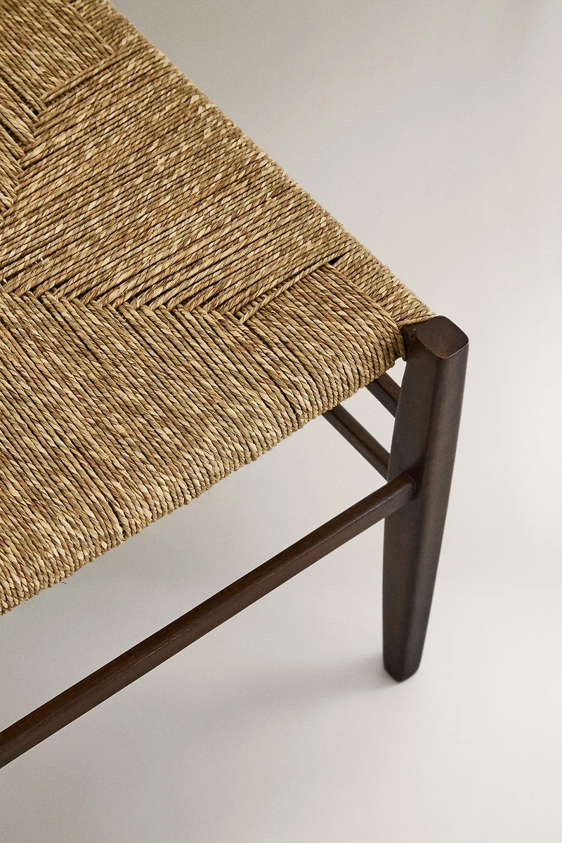 WOVEN WOOD CHAIR