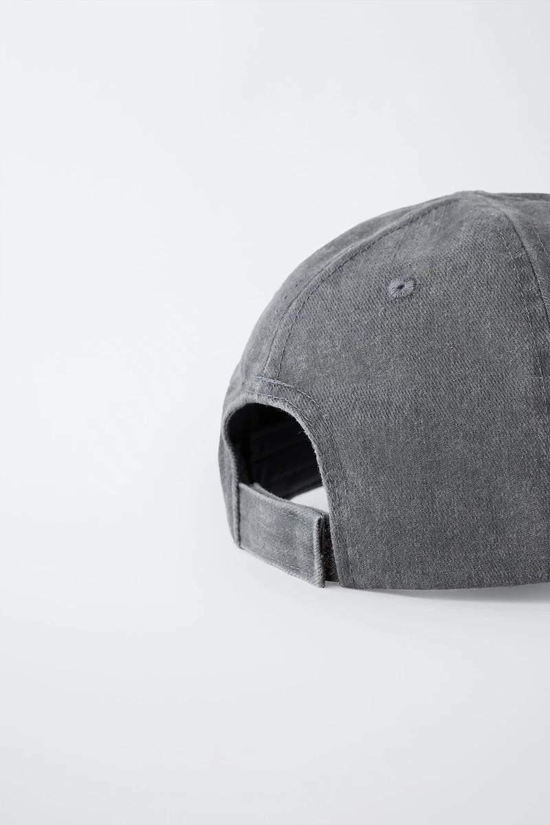CASQUETTE EFFET DÉLAVÉ BRODÉE JENNIE RUBY®