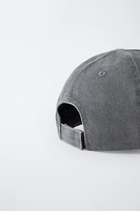 CASQUETTE EFFET DÉLAVÉ BRODÉE JENNIE RUBY®