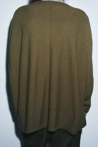 PULL OVERSIZE AVEC LAINE