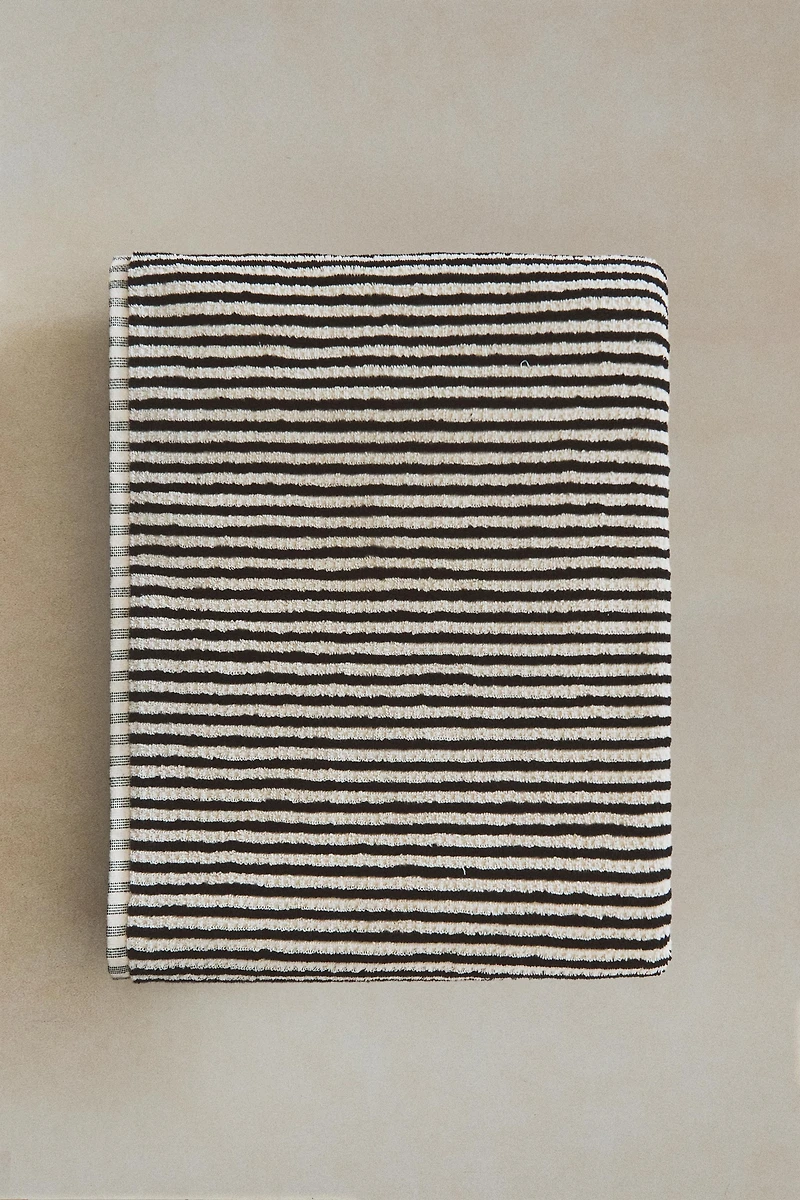 DYED THREAD COTTON BATH TOWEL