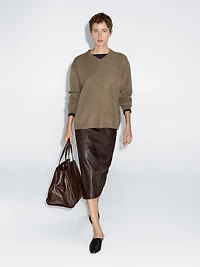 Oversize V-neck knit sweater
